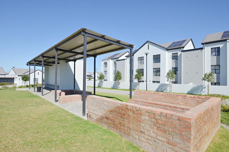 2 Bedroom Property for Sale in Brackenfell South Western Cape